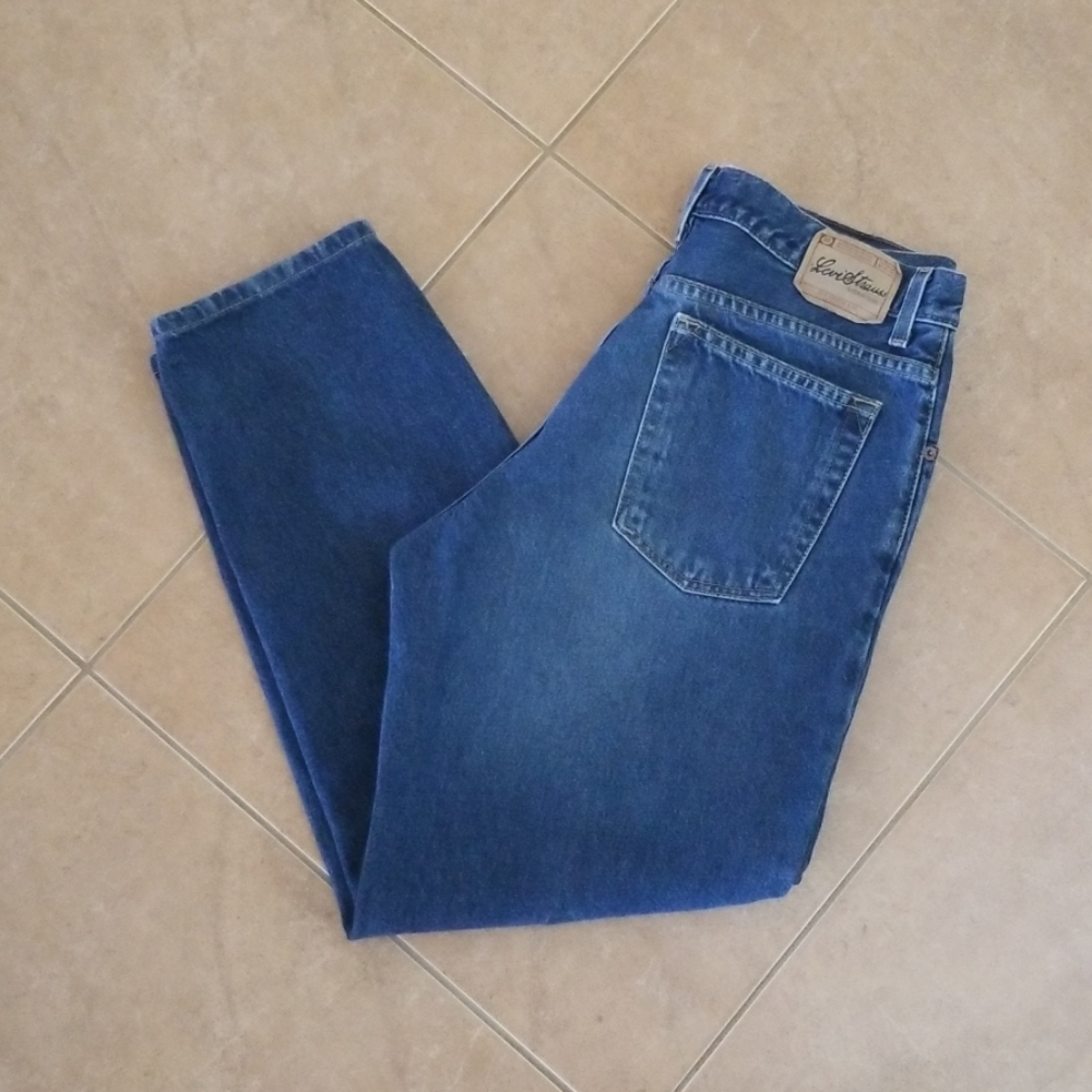 Signiture Levis Relaxed Fit Jeans